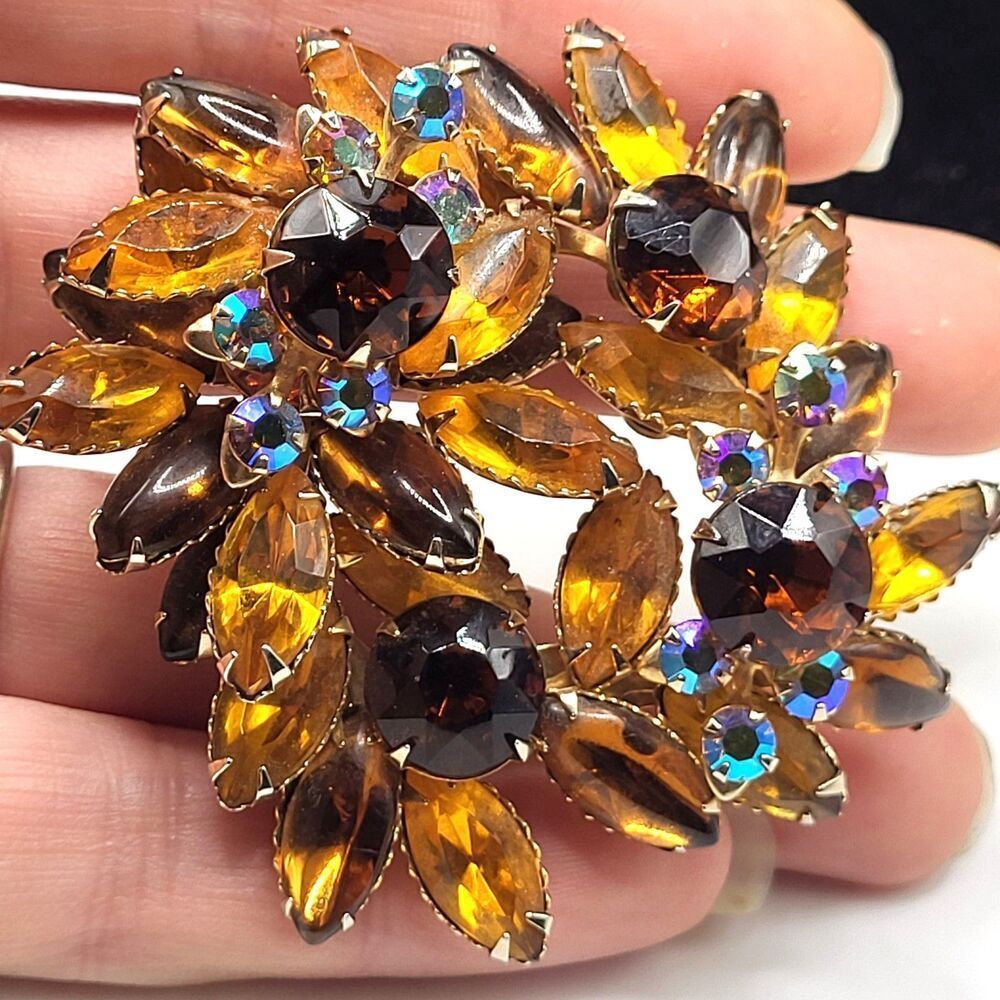 Stunning Antique Brown AB crystal Brooch 3in wide